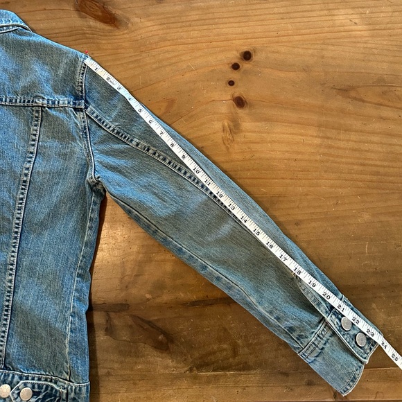 Lady’s J.crew Button Down Denim Jacket - Picture 7 of 11
